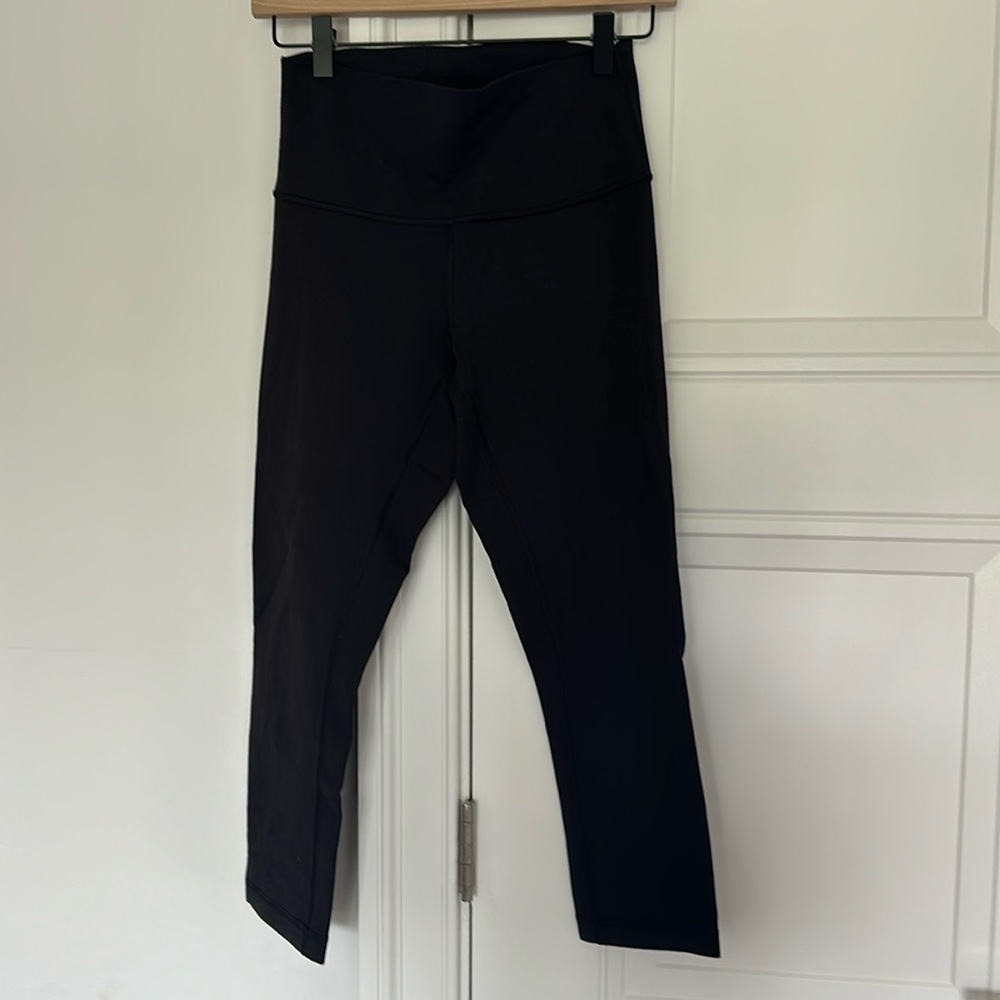 Size 6 black lululemon leggings 23”